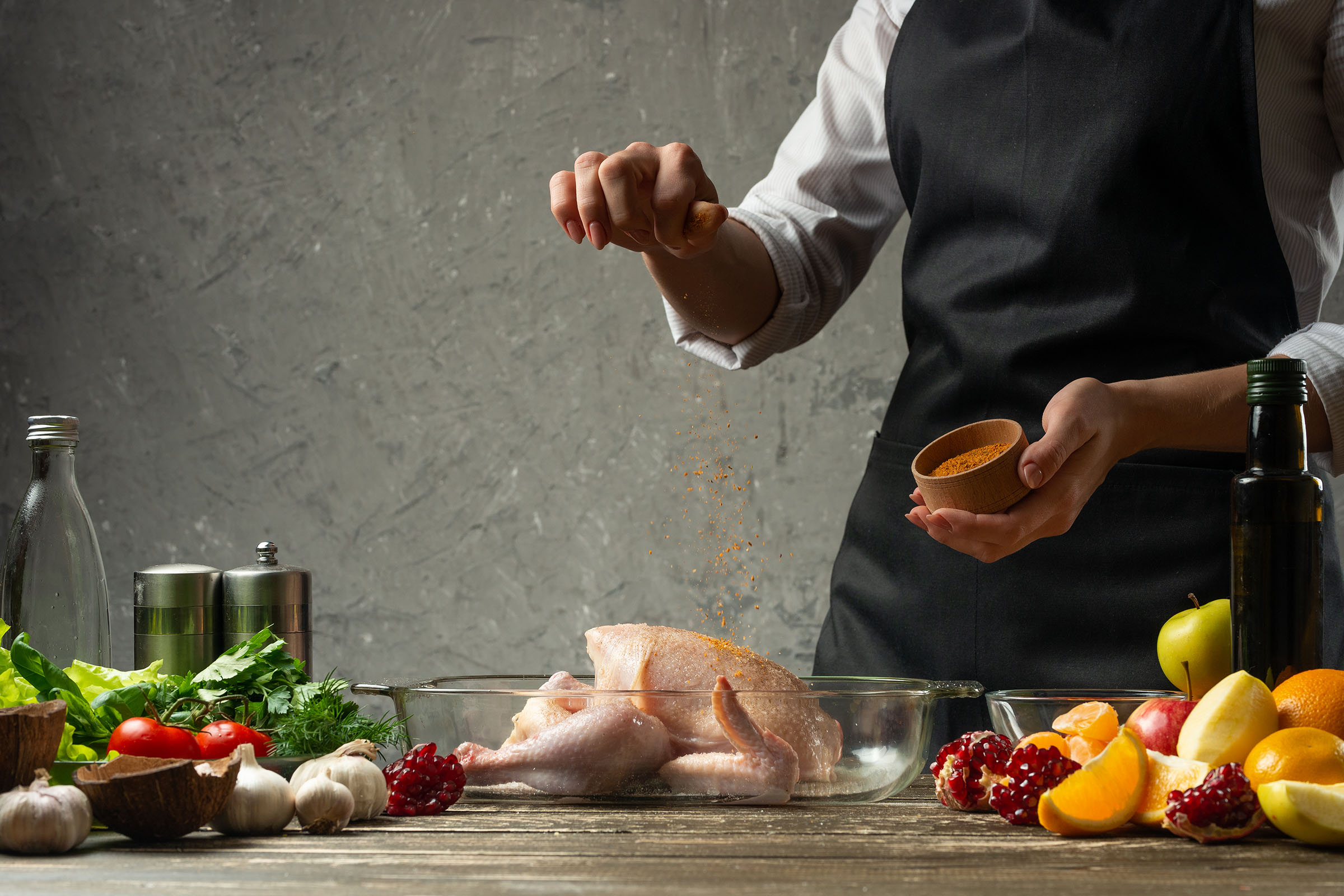 Chef,Sprinkles,Frozen,Paprika,,Chicken,With,Fruit,Close,Up,,Background